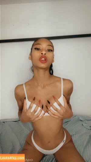 islabizaxxx photo #0011