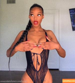 islabizaxxx photo #0083