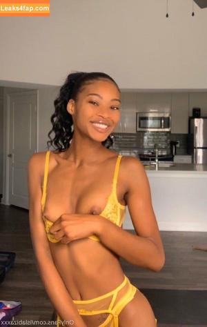 islabizaxxx photo #0258