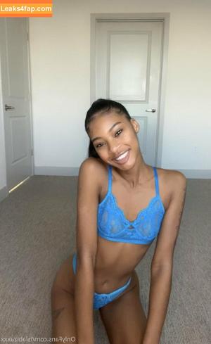 islabizaxxx photo #0282