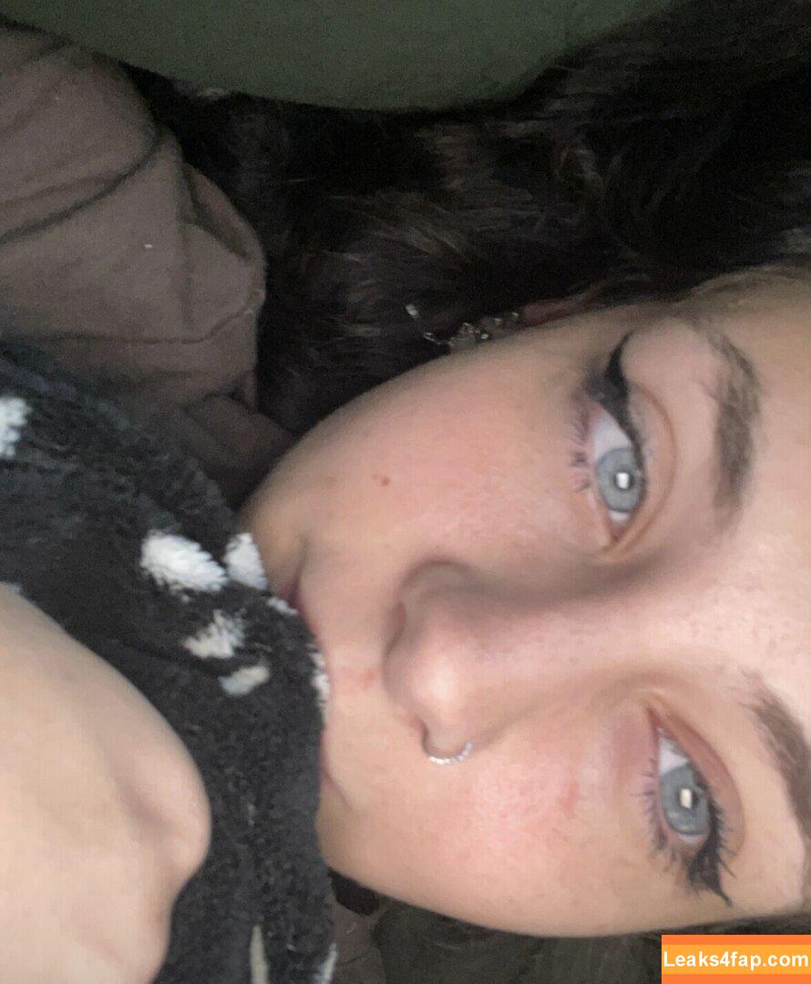 IslaWhitlock leaked photo photo #0075