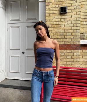Issey Moloney photo #0001