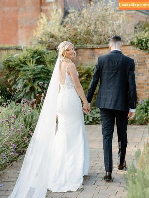 Issy Anderson photo #0023