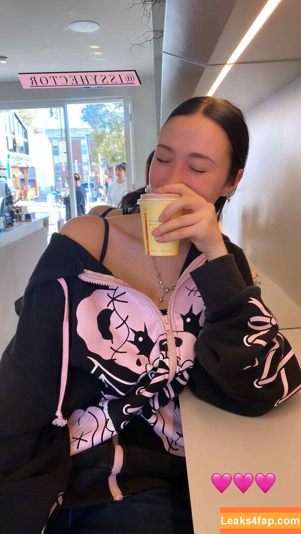 Issy.hecxo / issy.hector leaked photo photo #0025