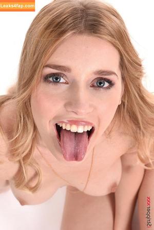 iStripper photo #4812