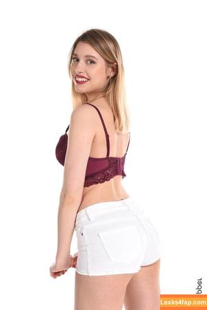 iStripper photo #4868