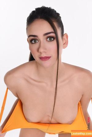 iStripper photo #7062