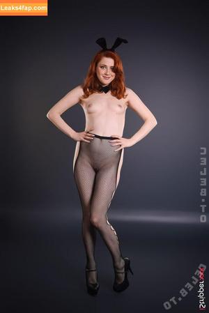 iStripper photo #8240