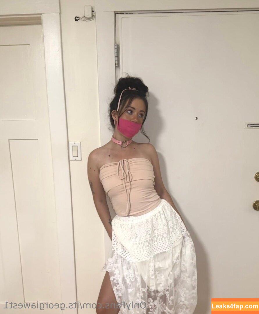 its.georgiawest1 / itsgeorgiastone leaked photo photo #0003