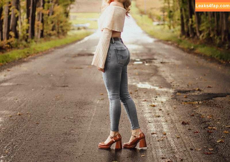 its_susannuh / https: / susannameeow leaked photo photo #0089