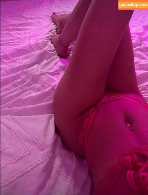 itscapucine photo #0075