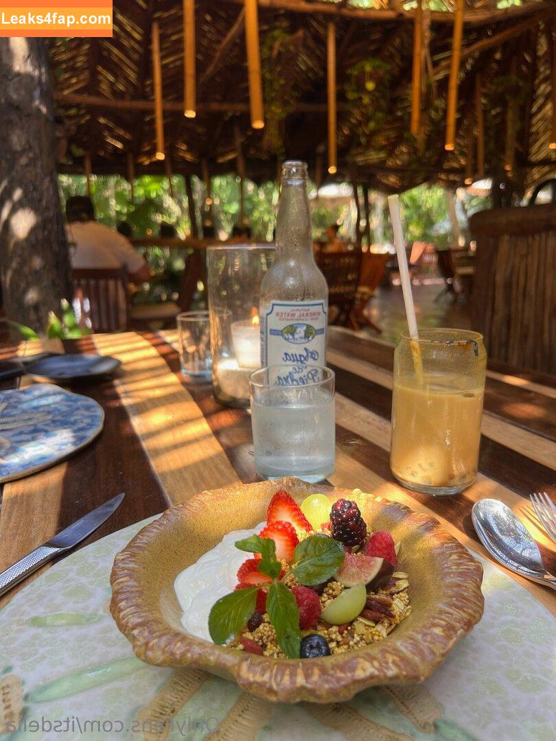 itsdelia /  leaked photo photo #0027