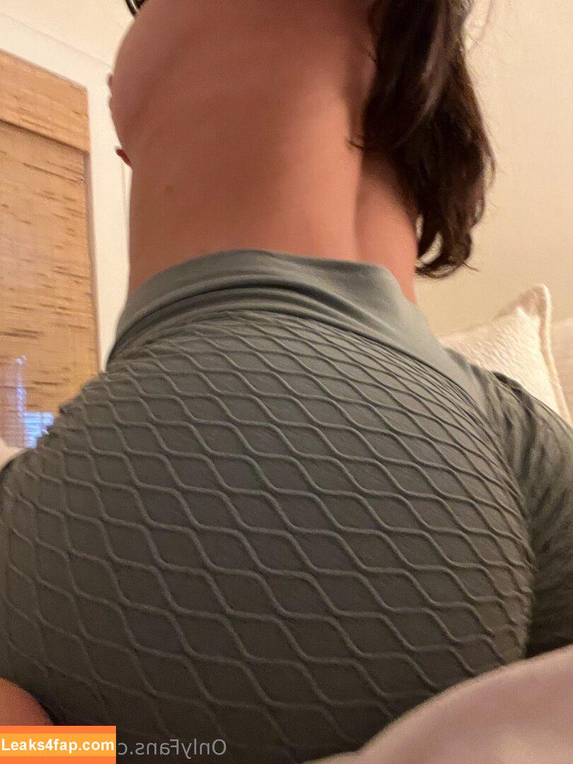 itsdelia /  leaked photo photo #0037