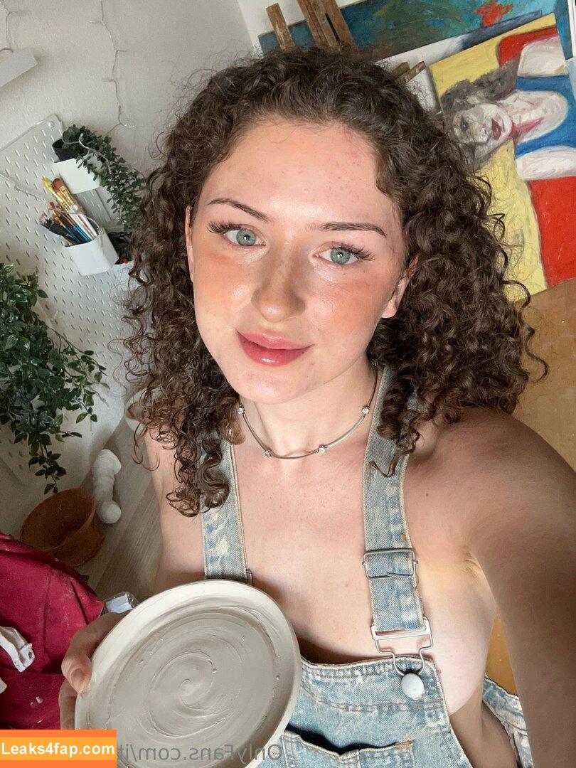 itsjoleneeee / joooes.secret leaked photo photo #0004