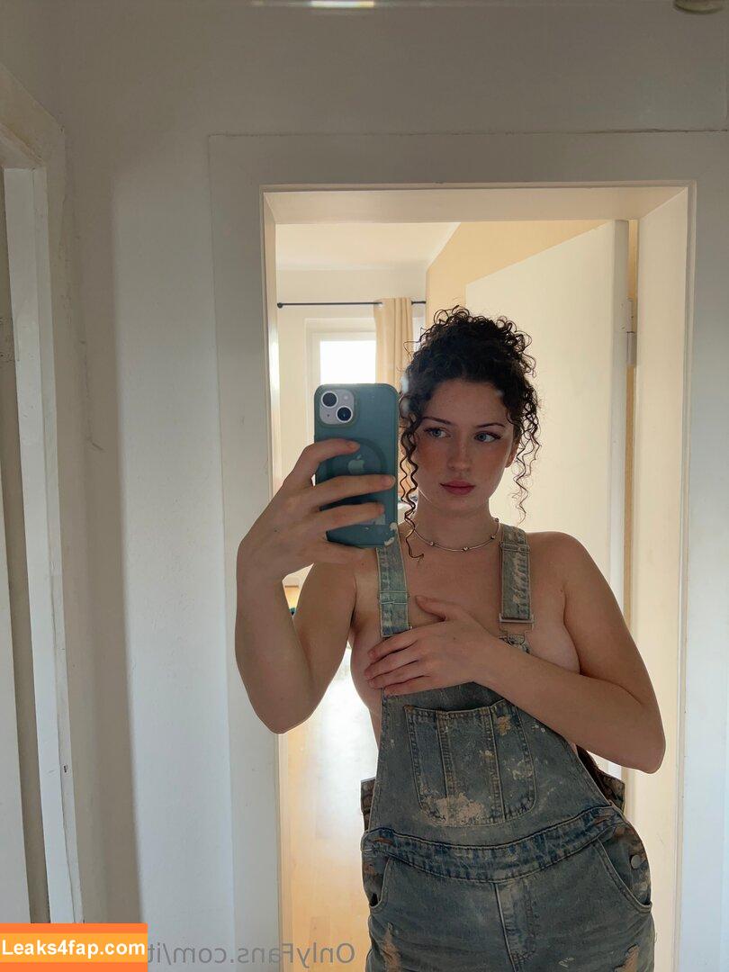 itsjoleneeee / joooes.secret leaked photo photo #0010