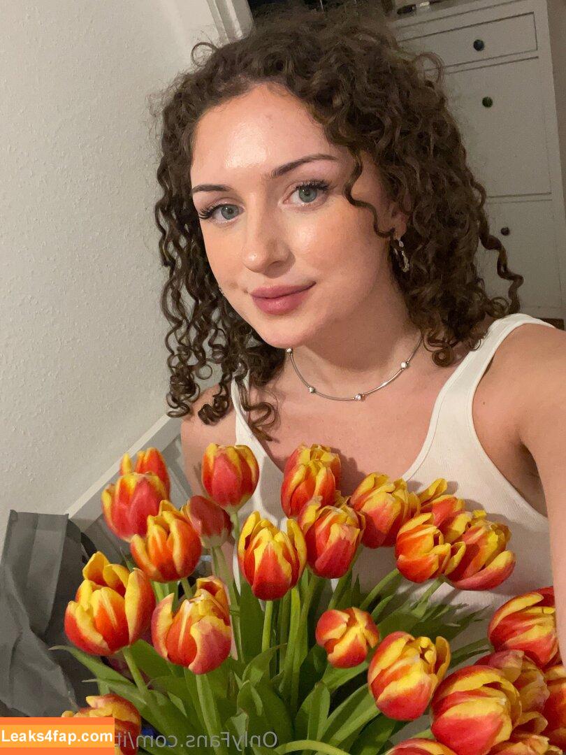 itsjoleneeee / joooes.secret leaked photo photo #0013