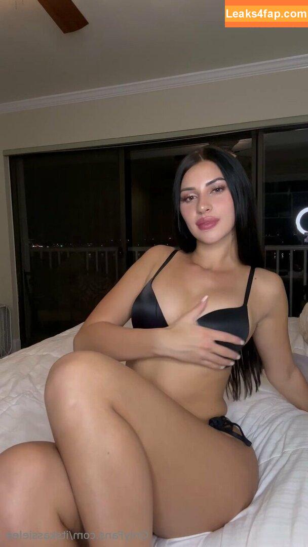 itskassielee / Kassie Wallis / kassie.wallis leaked photo photo #0041
