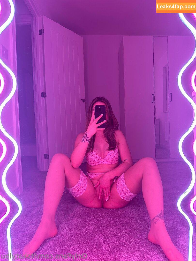 itskatylou / itskatylou_ leaked photo photo #0017