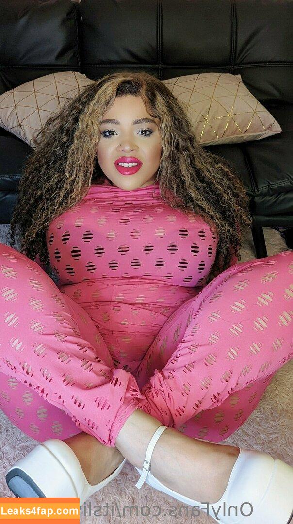 itslivsavage /  leaked photo photo #0196