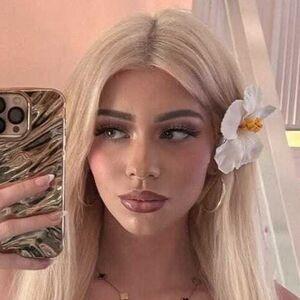 itslucyblue photo #0008