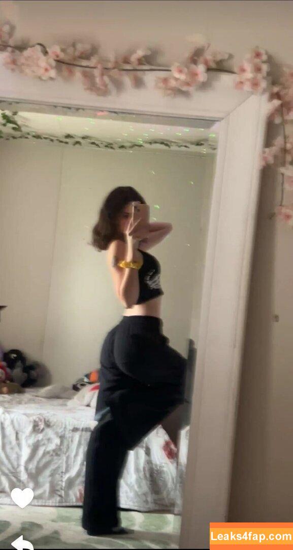 Itsmalic3 / Itsmalice leaked photo photo #0173