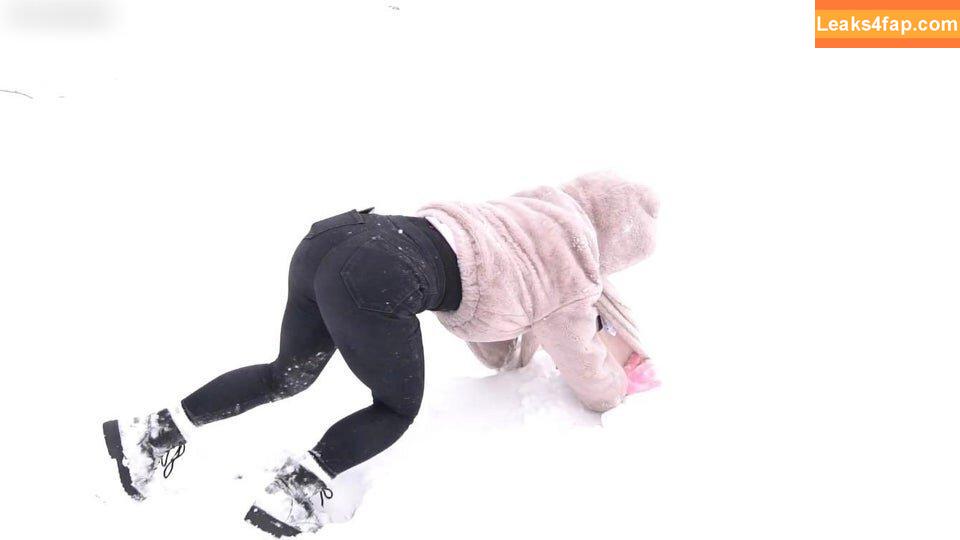 Itsmisabell / sarahtoninx9_ leaked photo photo #0041