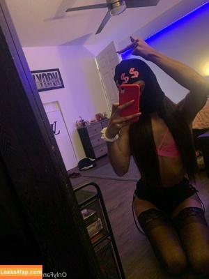 itsrae69 photo #0112