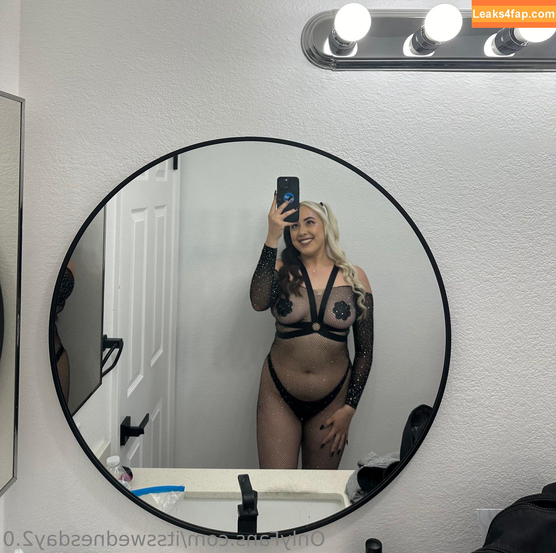 itsswednesday2.0 /  leaked photo photo #0003