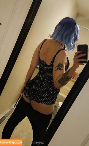 itssylvienow photo #0005