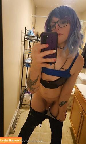 itssylvienow photo #0010
