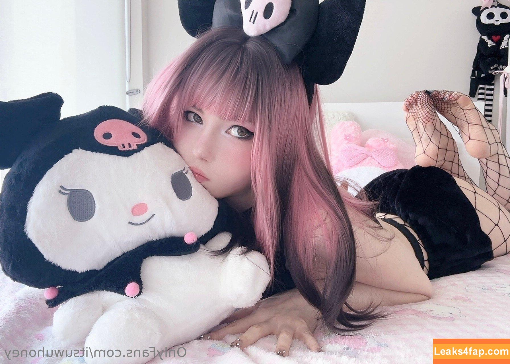 ItsUwUHoney / HoneyTheAngel leaked photo photo #0026