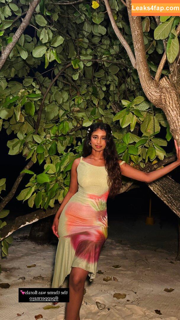 itsyourgirlshelina /  leaked photo photo #0007