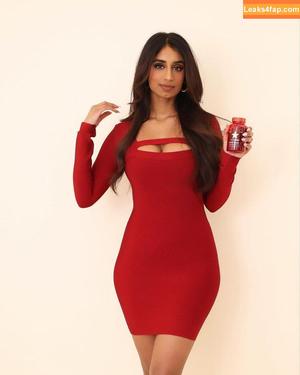 itsyourgirlshelina photo #0001