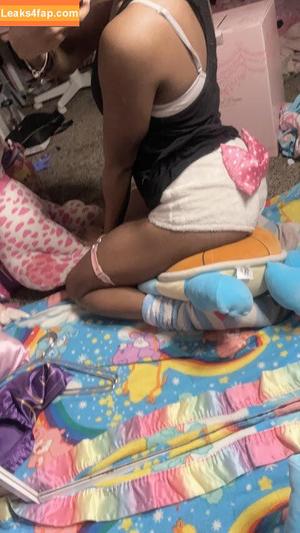 ittlevil photo #0012