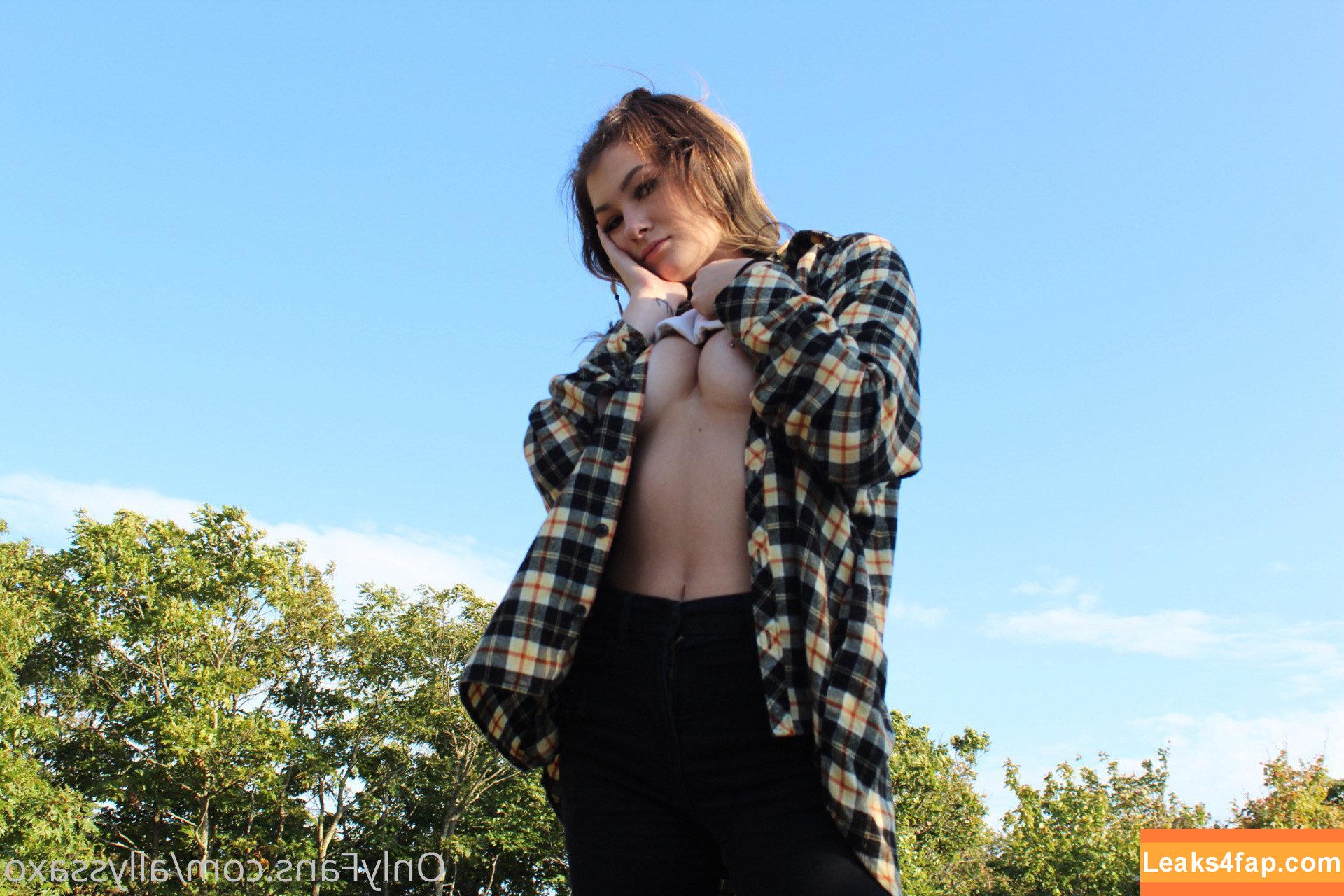 ittybittyclubxo / ittybittyyxo leaked photo photo #0012