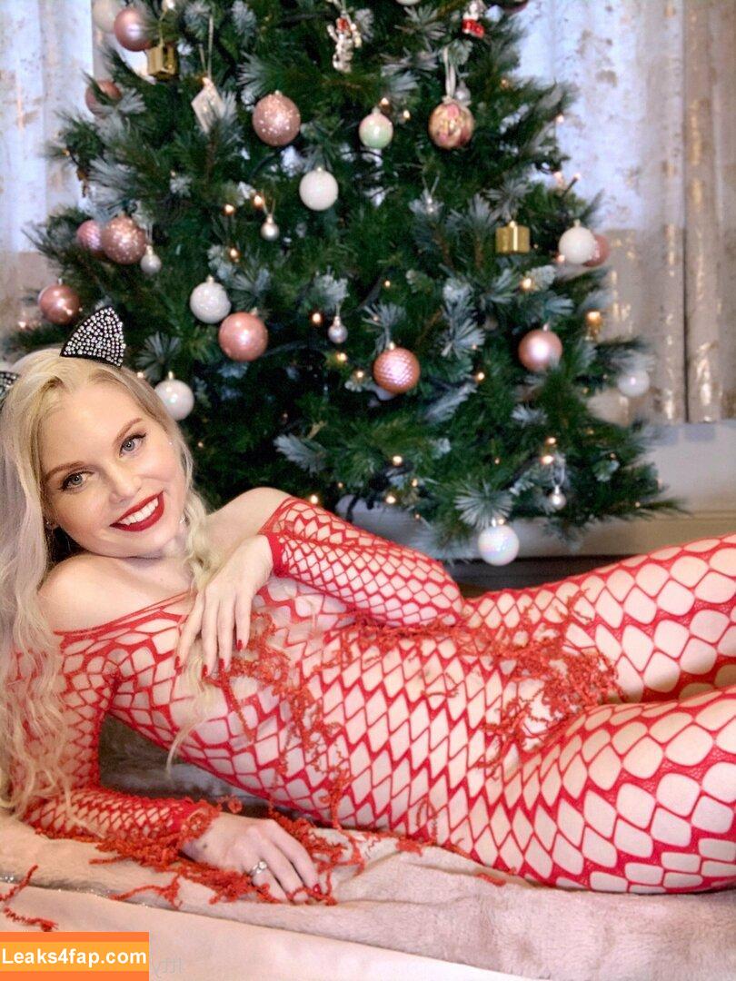 ittybittyprettykittyfree / ittybittyprettykitty_ leaked photo photo #0012