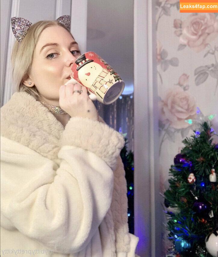 ittybittyprettykittyfree / ittybittyprettykitty_ leaked photo photo #0037