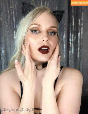 ittybittyprettykittyfree photo #0077