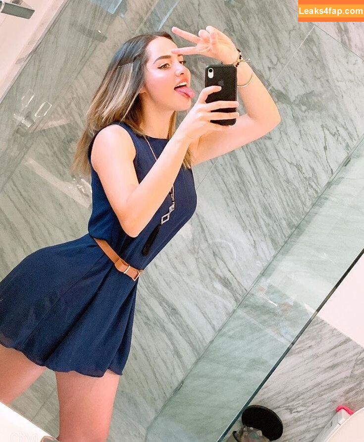 Itza Reyna / itzareyna_ / princesstoes38 leaked photo photo #0035
