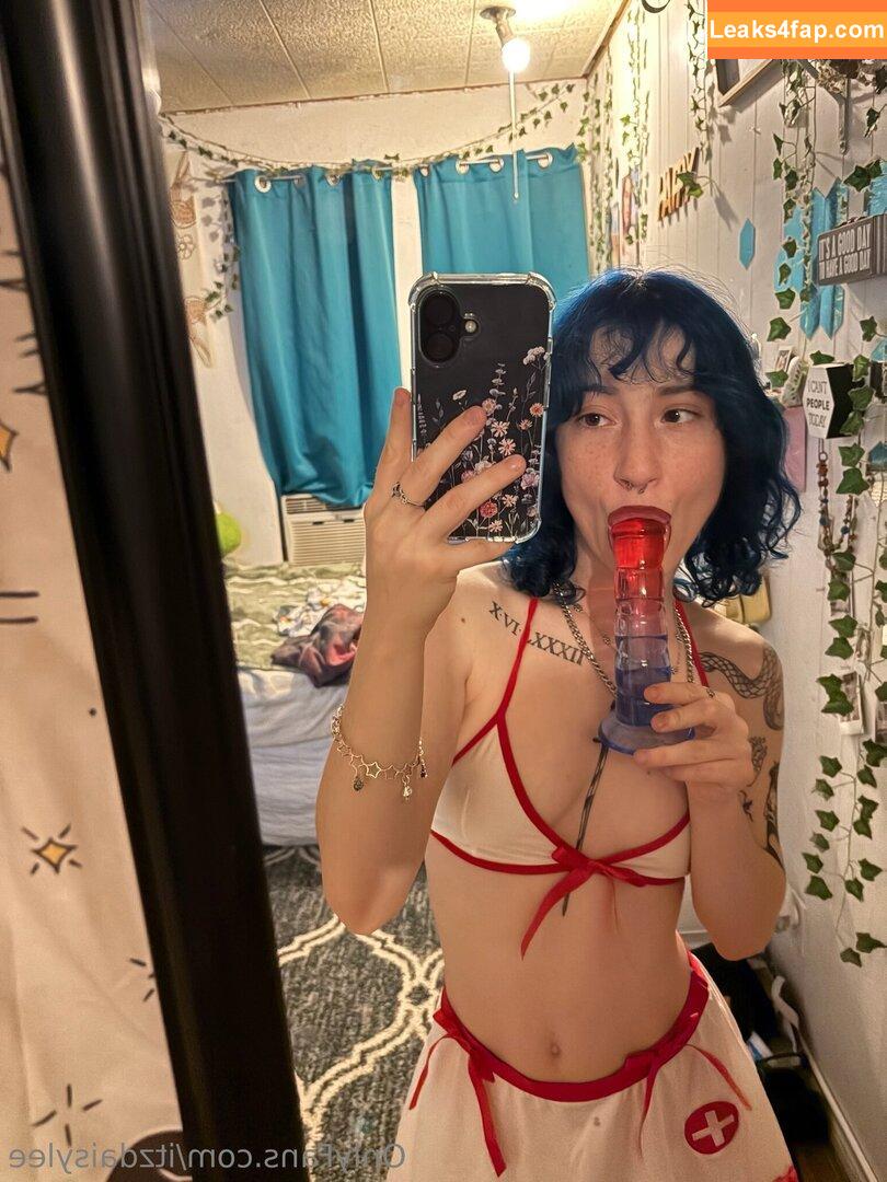 itzdaisylee /  leaked photo photo #0004
