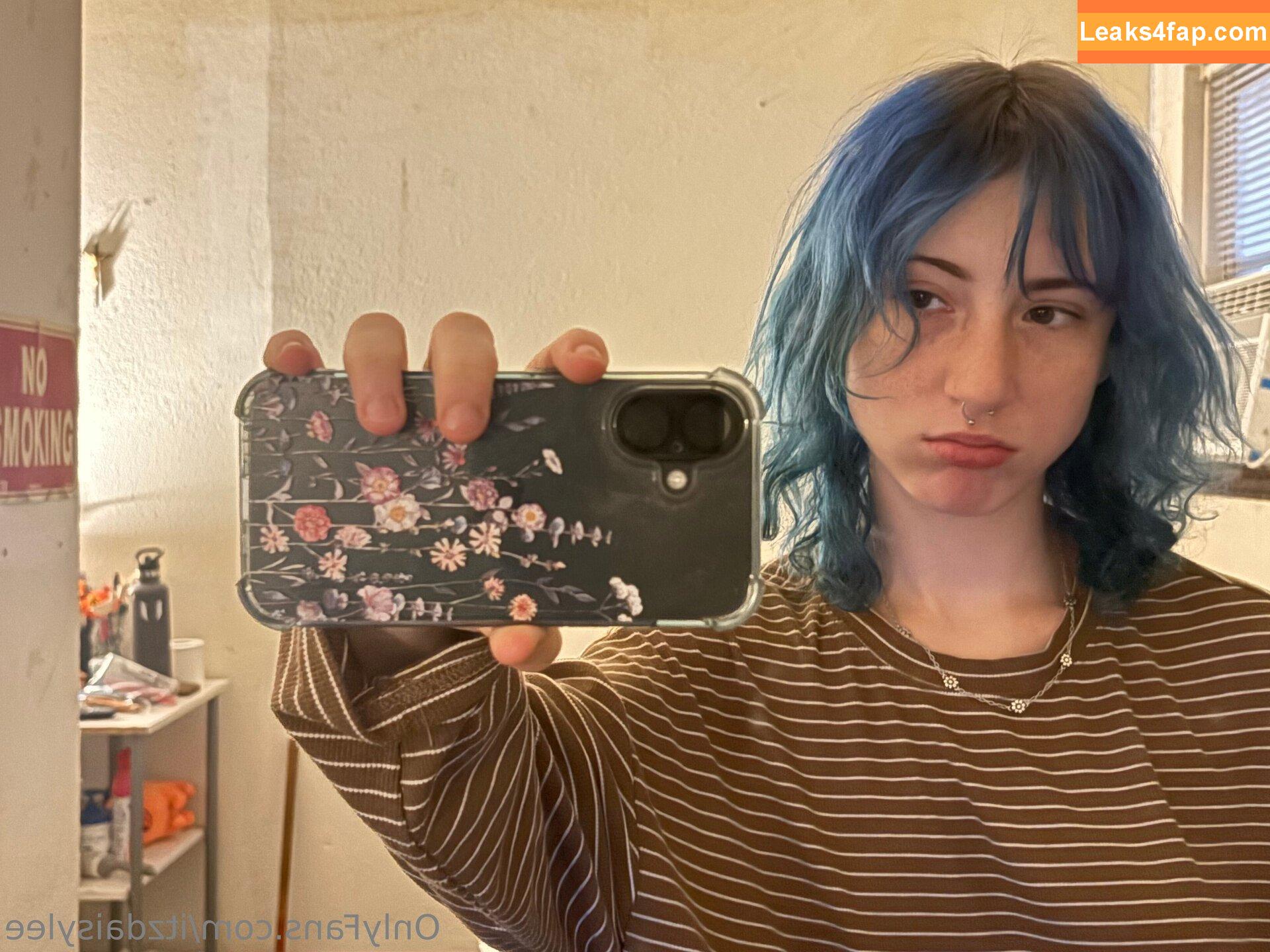 itzdaisylee /  leaked photo photo #0014
