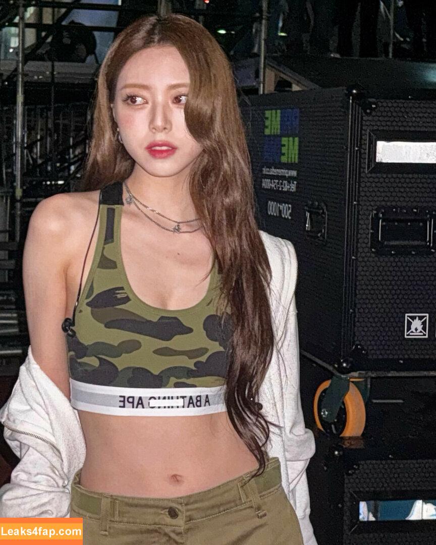 itzy.all.in.us / Shin Yu Na / Yuna ITZY / 유나 leaked photo photo #0221