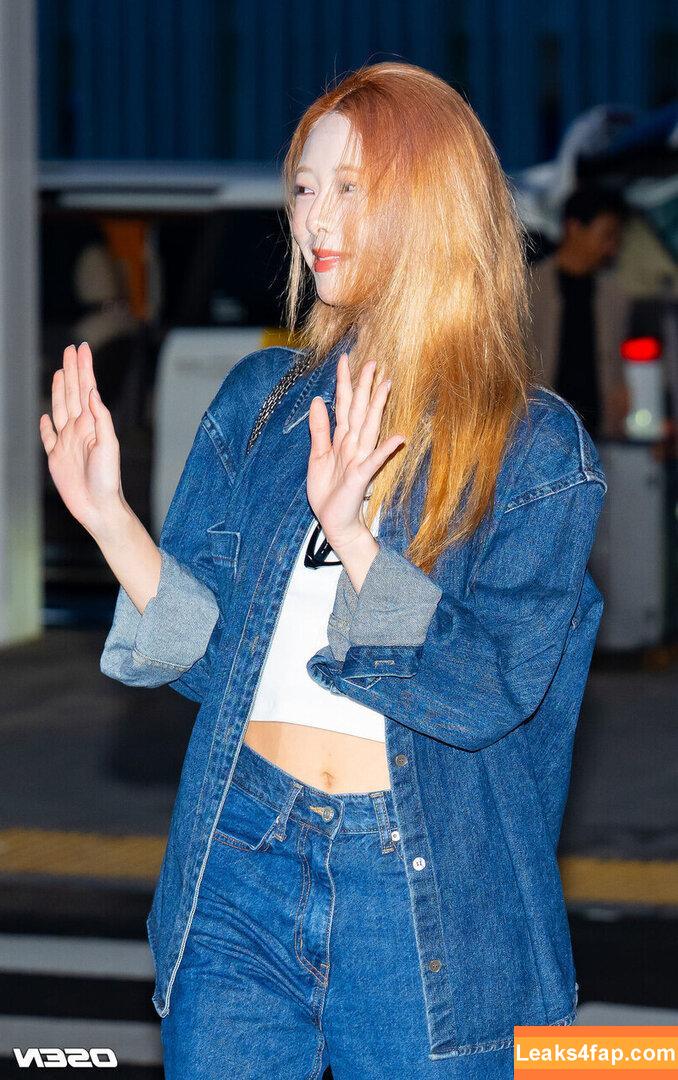itzy.all.in.us / Shin Yu Na / Yuna ITZY / 유나 leaked photo photo #0446