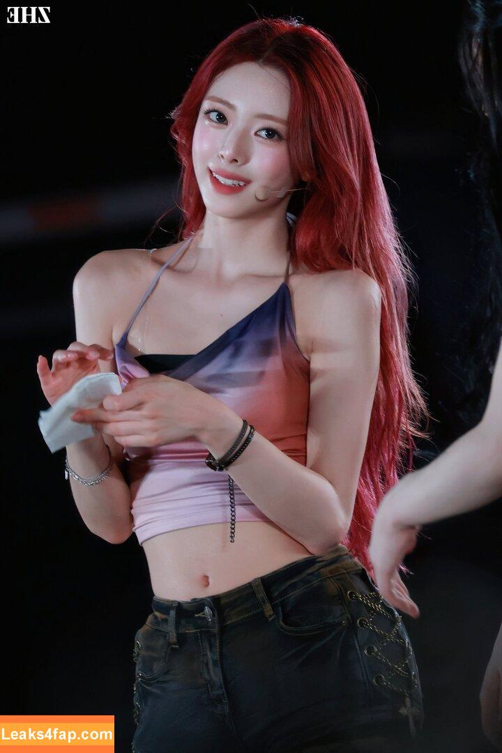 itzy.all.in.us / Shin Yu Na / Yuna ITZY / 유나 leaked photo photo #0477