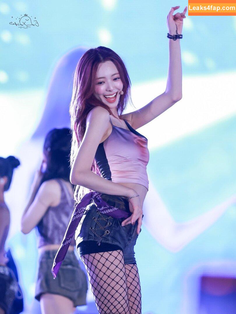 itzy.all.in.us / Shin Yu Na / Yuna ITZY / 유나 leaked photo photo #0478