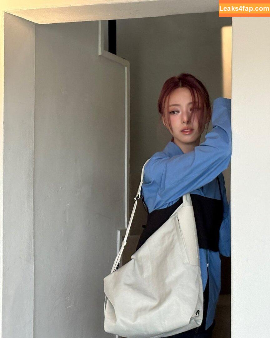 itzy.all.in.us / Shin Yu Na / Yuna ITZY / 유나 leaked photo photo #0494