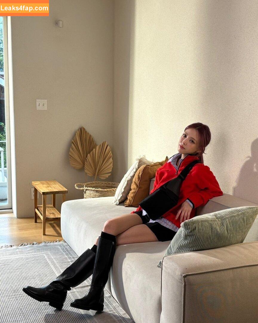 itzy.all.in.us / Shin Yu Na / Yuna ITZY / 유나 leaked photo photo #0496