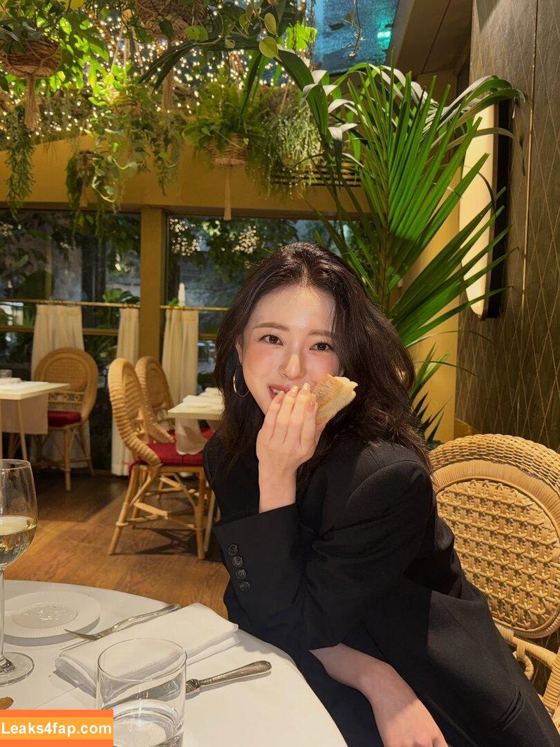 itzy.all.in.us / Shin Yu Na / Yuna ITZY / 유나 leaked photo photo #0513