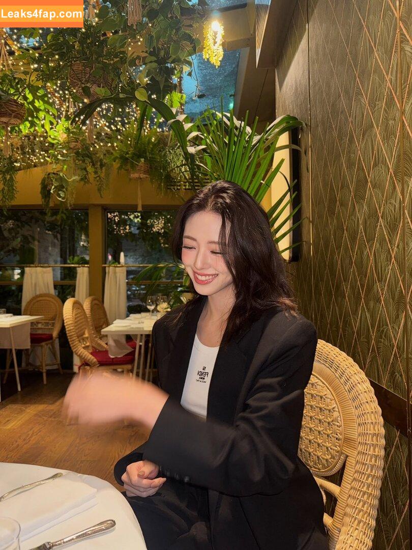 itzy.all.in.us / Shin Yu Na / Yuna ITZY / 유나 leaked photo photo #0514