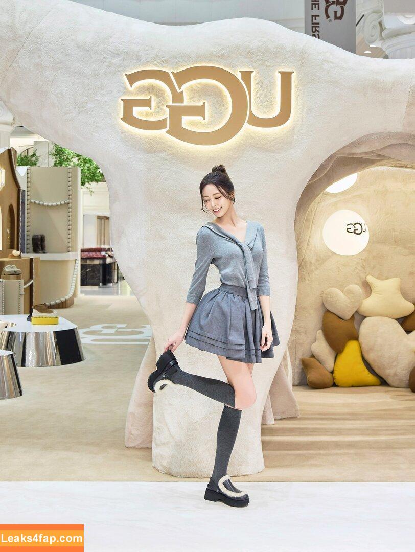 itzy.all.in.us / Shin Yu Na / Yuna ITZY / 유나 leaked photo photo #0524